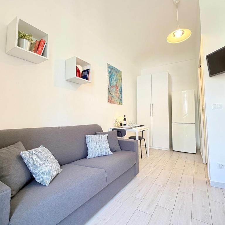 2 min from Porta Nuova - Modern Studio - One-Bedroom Apartment - 1
