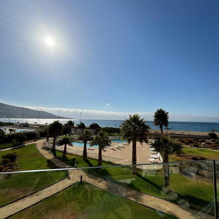 wonderful and comfortable apartment on the front line - Two-Bedroom Apartment - 27
