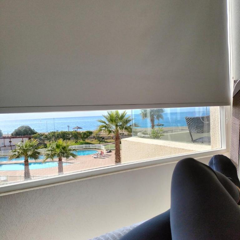 wonderful and comfortable apartment on the front line - Two-Bedroom Apartment - 43