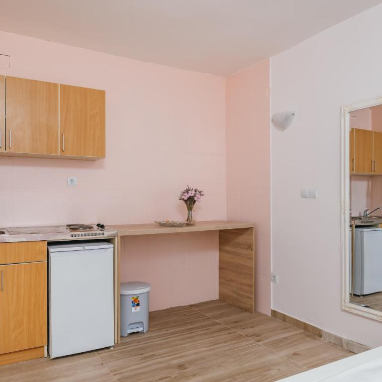 Apartments Giardino Mediterraneo - Studio Apartment with Sea View - 3