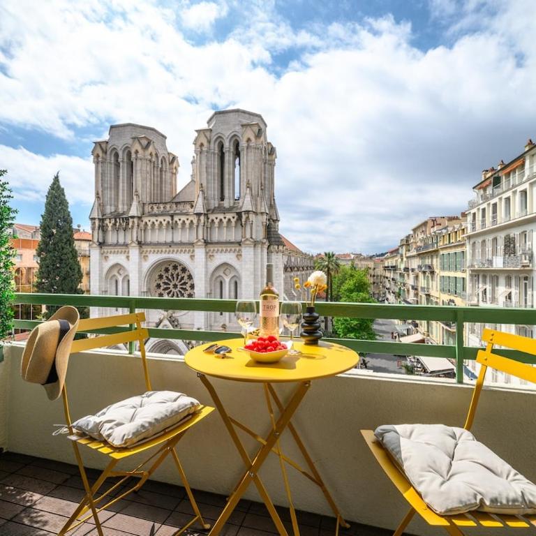 Vue Basilique exceptionnelle - Cocon cosy et luxe - Appartement 1 Chambre - 44