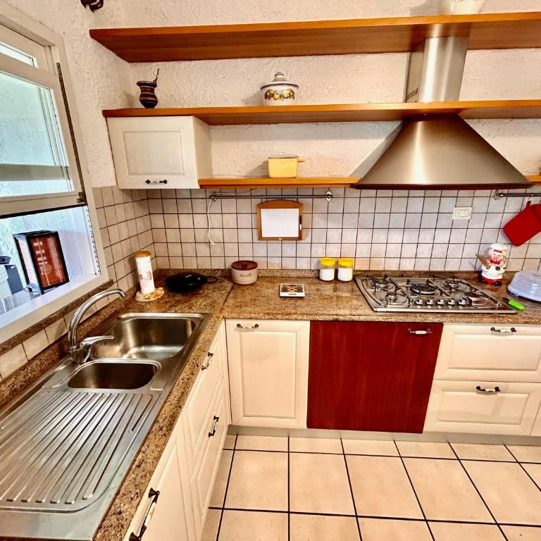 BILO BELVEDERE SX - Bilocale con giardino, wifi e vista mare - Appartamento con 1 Camera da Letto - 9