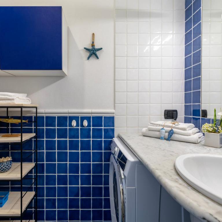Exclusive on the beach - Two-Bedroom Apartment - 24