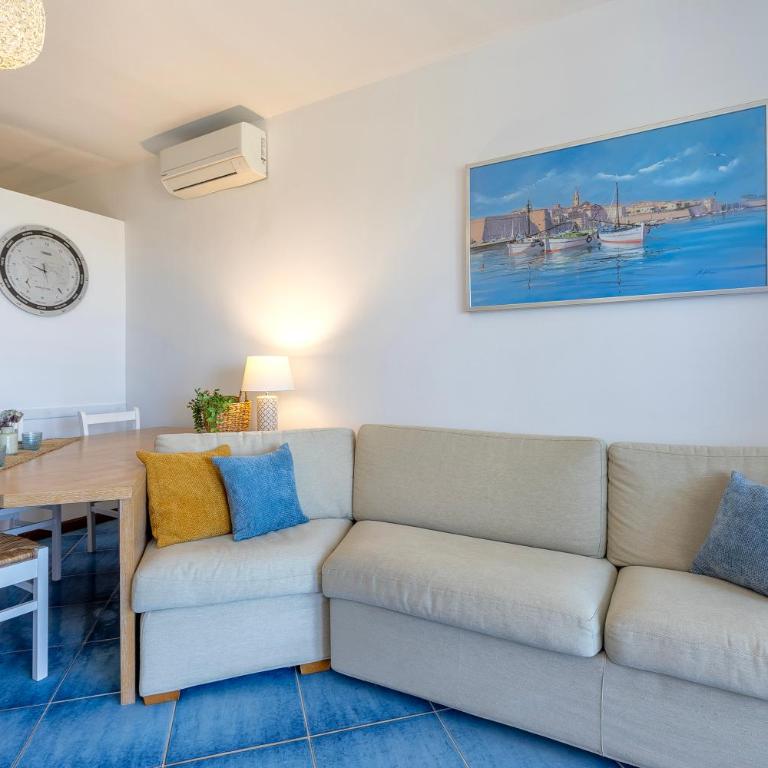 Exclusive on the beach - Two-Bedroom Apartment - 45