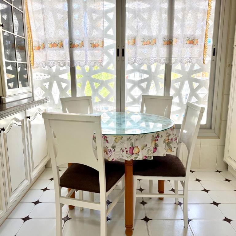 Beachfront Apartment for 6, 3 Bathrooms, Levante Beach - Two-Bedroom Apartment - 43