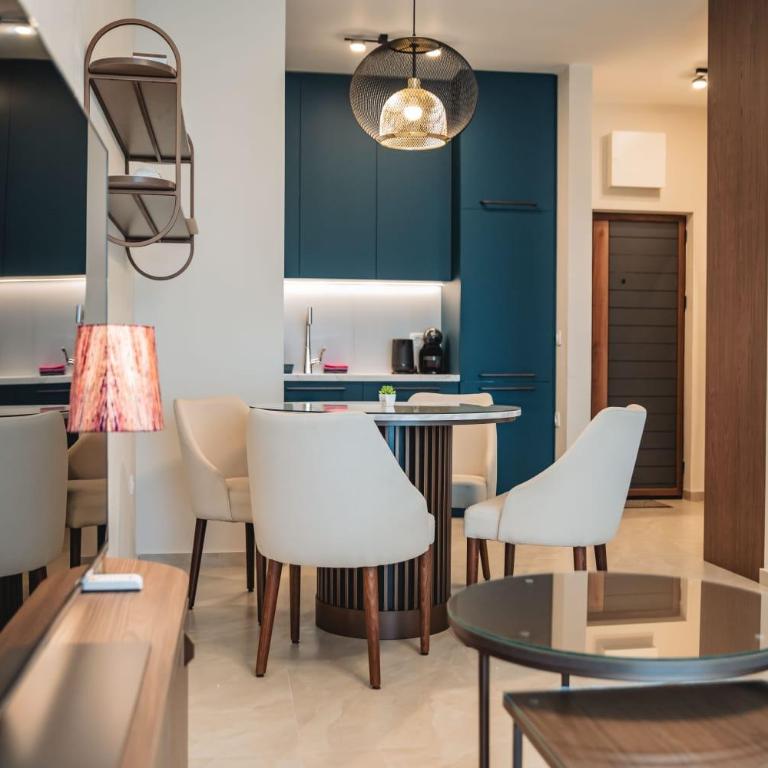 Luxurious 1bd Apartment with Panoramic Sea View - One-Bedroom Apartment - 7