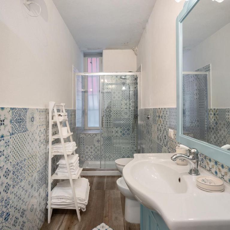Aparthotel in pieno centro storico - Appartamento con doccia - 17