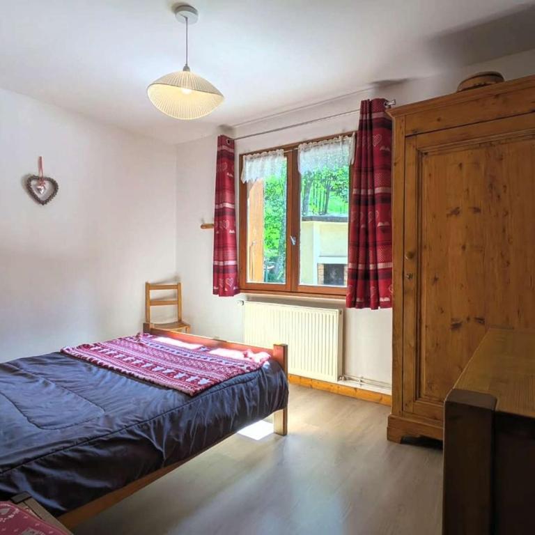 Chalet 3* à Arêches, 100m², 8 pers, 4 ch, Pied des Pistes, Cheminée, Terrasse, Wifi - FR-1-342-246 - Chalet (8 Adults) - 9