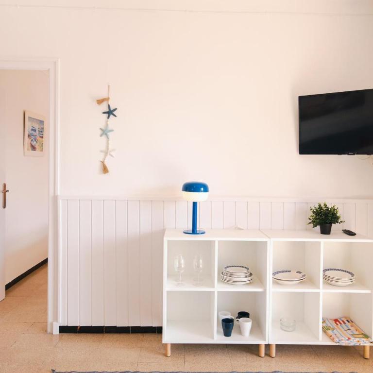 Apto 2 hab. luminoso con vistas a 100m de la playa - Apartamento con vistas al mar - 13