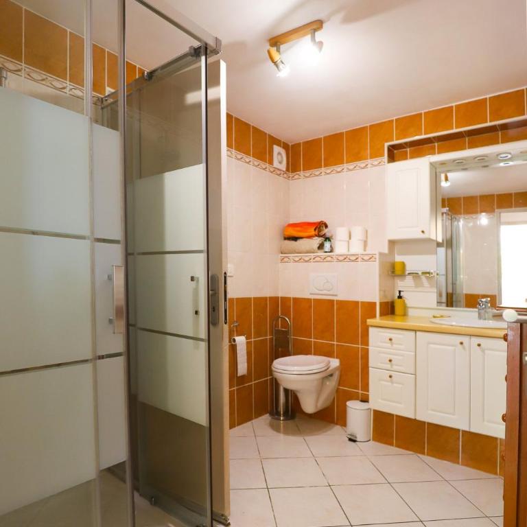 Grande bastide familiale avec piscine & jardin - Casa de 3 dormitorios - 11