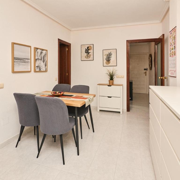 039 City Retreat - Alicante Holiday - Apartamento con balcón - 15
