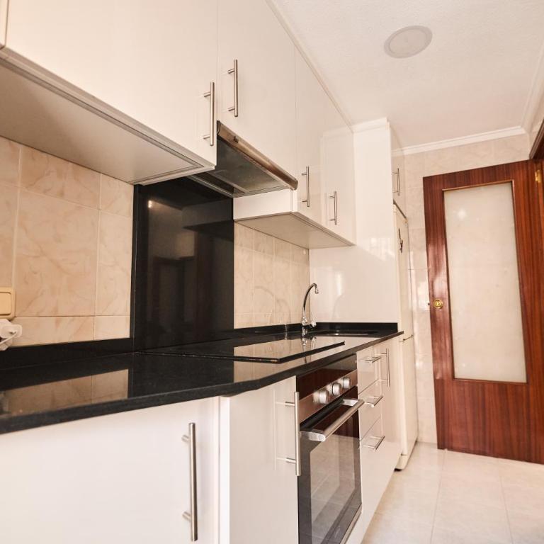 039 City Retreat - Alicante Holiday - Apartamento con balcón - 6