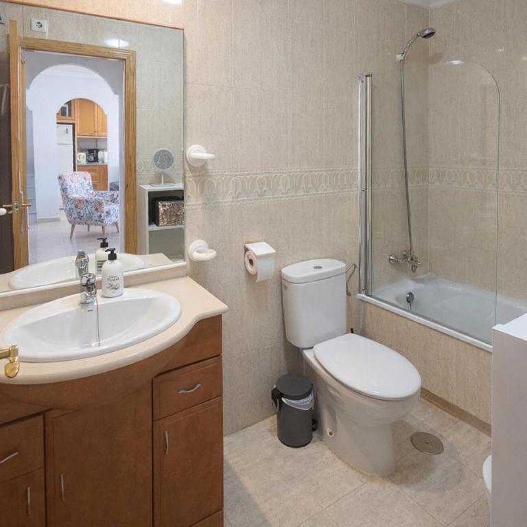 2 Bedroom Awesome Home In Gran Alacnt - Mobile Home - 7