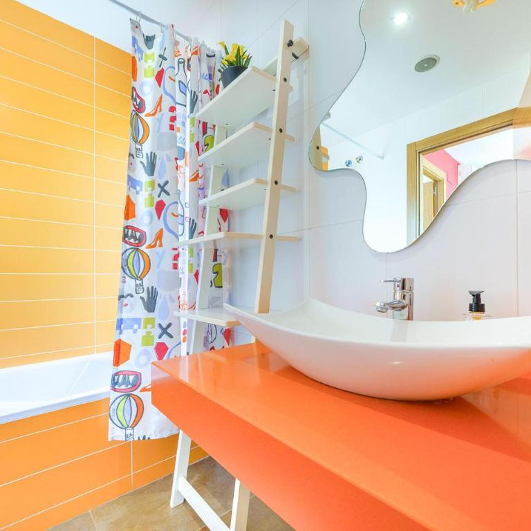 Luxurious Home In Blanes - Casa de 4 dormitorios - 14