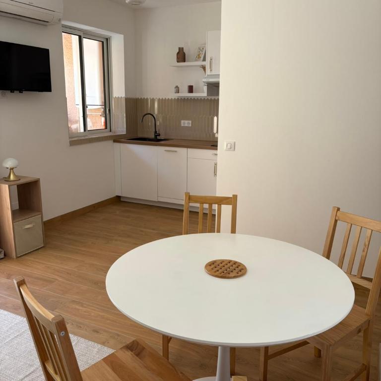 Charmant T2, Route des Sanguinaires à 100m de la plage de Marinella - Appartement 1 Chambre - 5