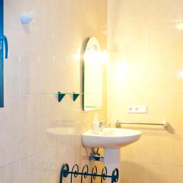 Sa Palmaria Dos - Four-Bedroom Vacation Home - 24