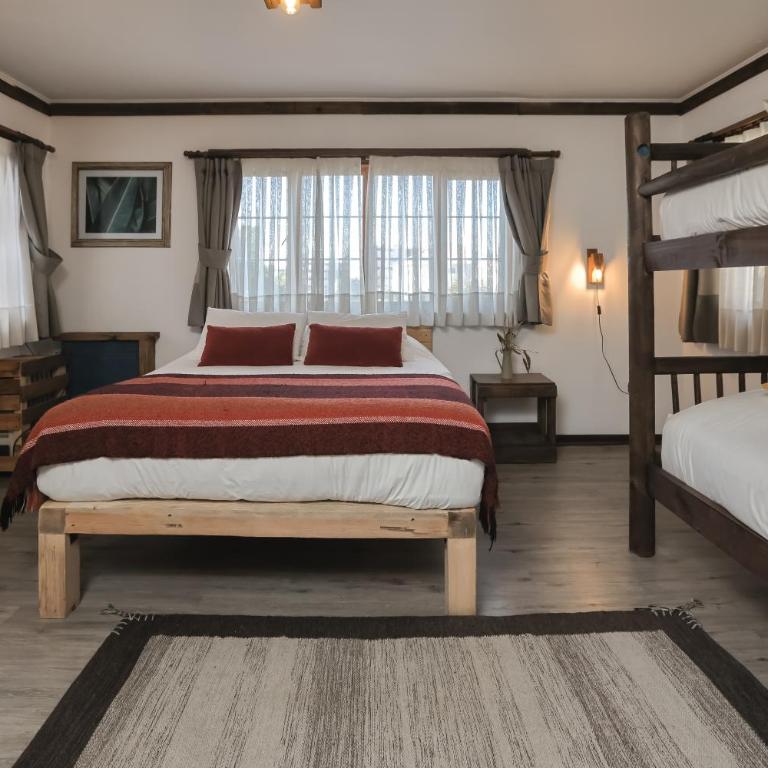 Rustika Hotel - Family Room with Private Bathroom - 13