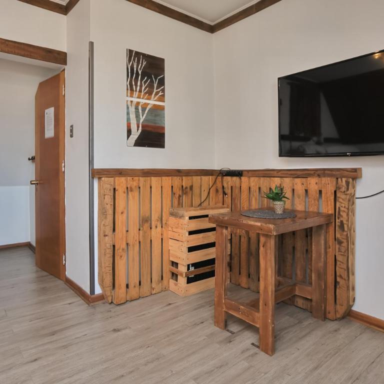 Rustika Hotel - Double Room with Private Bathroom - 9