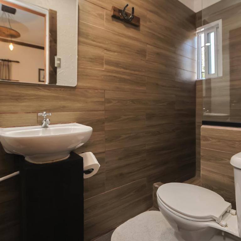 Rustika Hotel - Double Room with Private Bathroom - 3