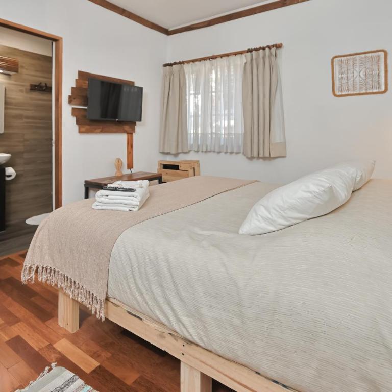 Rustika Hotel - Double Room with Private Bathroom - 4