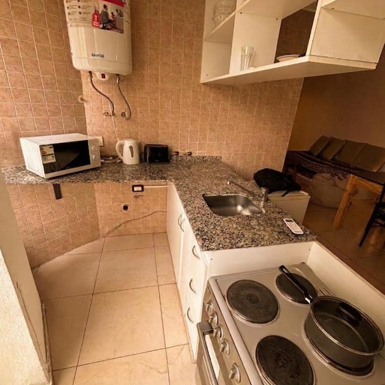 Lo de Mary Rose- Zona Reina Fabiola- - Apartamento de 1 dormitorio - 5