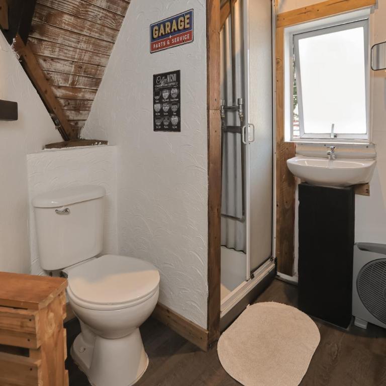 Rustika Hotel - Single Room with Private Bathroom - 3