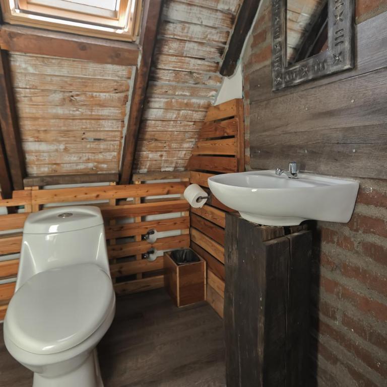 Rustika Hotel - Single Room with Private External Bathroom - 2