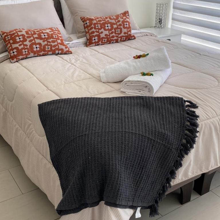 Emma - One-Bedroom Apartment - 2