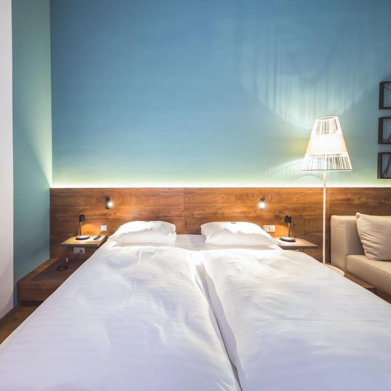 Das Sonnreich - Thermenhotel Loipersdorf - Premium Double Room Deluxe and Therme Loipersdorf Access - 5
