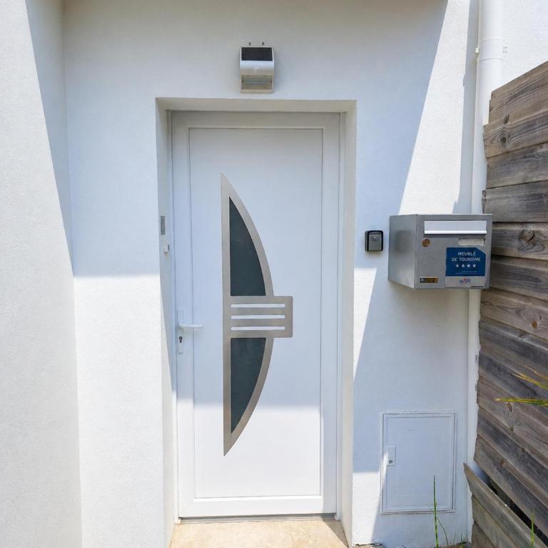 La PLAYA, neuf, classé 4 étoiles, 200m plage, parking - Two-Bedroom Apartment with Terrace - 23