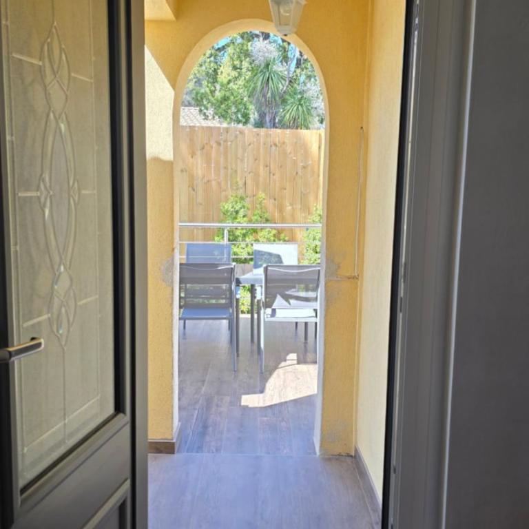 Haut de Villa VERDUREVE location de vacances - One-Bedroom House - 27