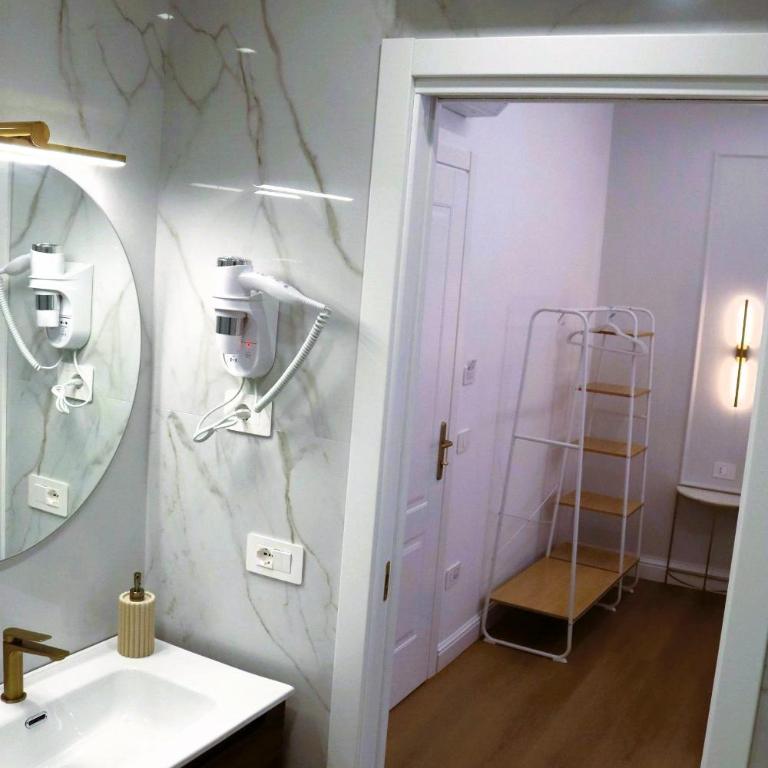 FM Pompeii - Double Room with Private Bathroom - 16