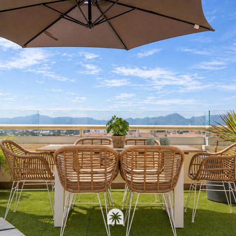 Mediterranean Way - SkyFall - Three-Bedroom Apartment - 10