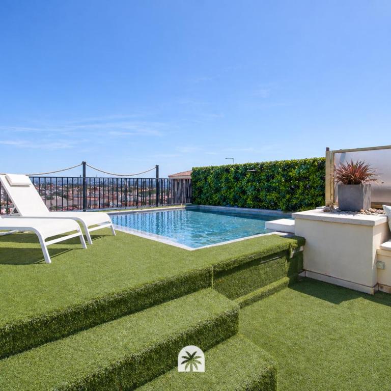 Mediterranean Way - SkyFall - Three-Bedroom Apartment - 8