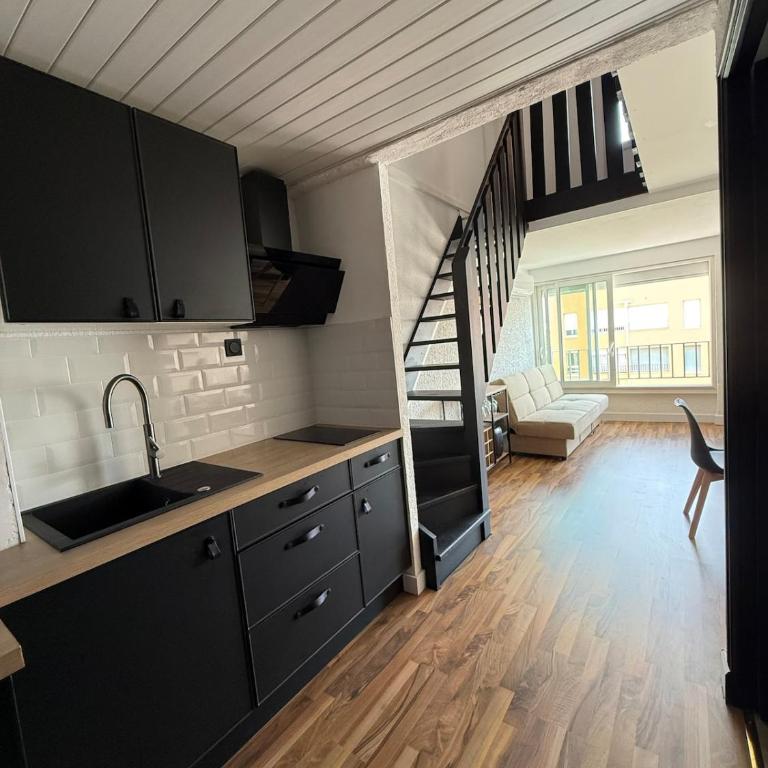 Cap d'Agde - Two-Bedroom Apartment - 4
