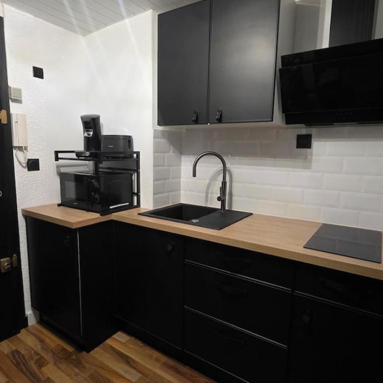 Cap d'Agde - Two-Bedroom Apartment - 7