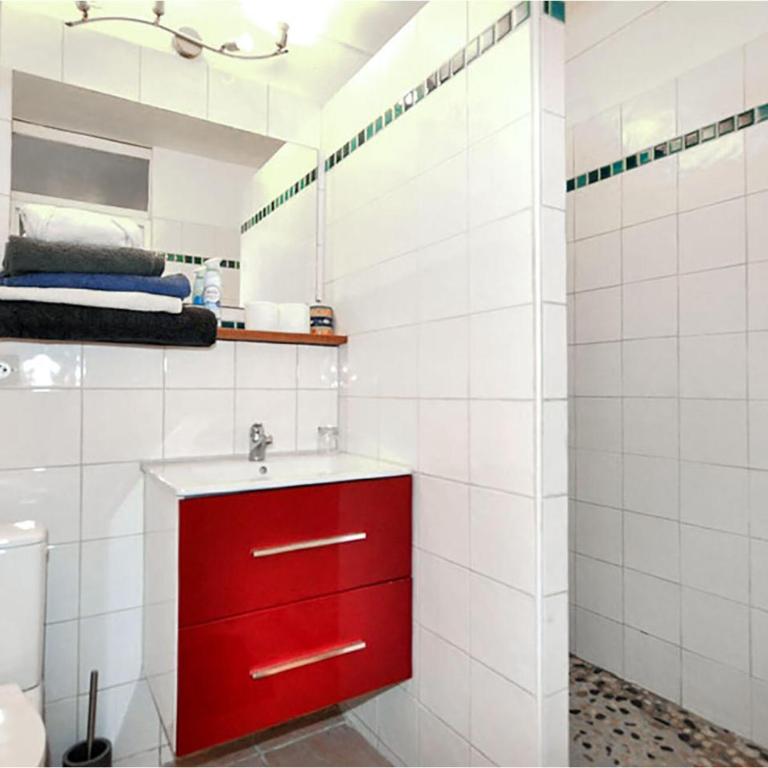 Paisible Maison Piscine - Maison 2 Chambres - 4