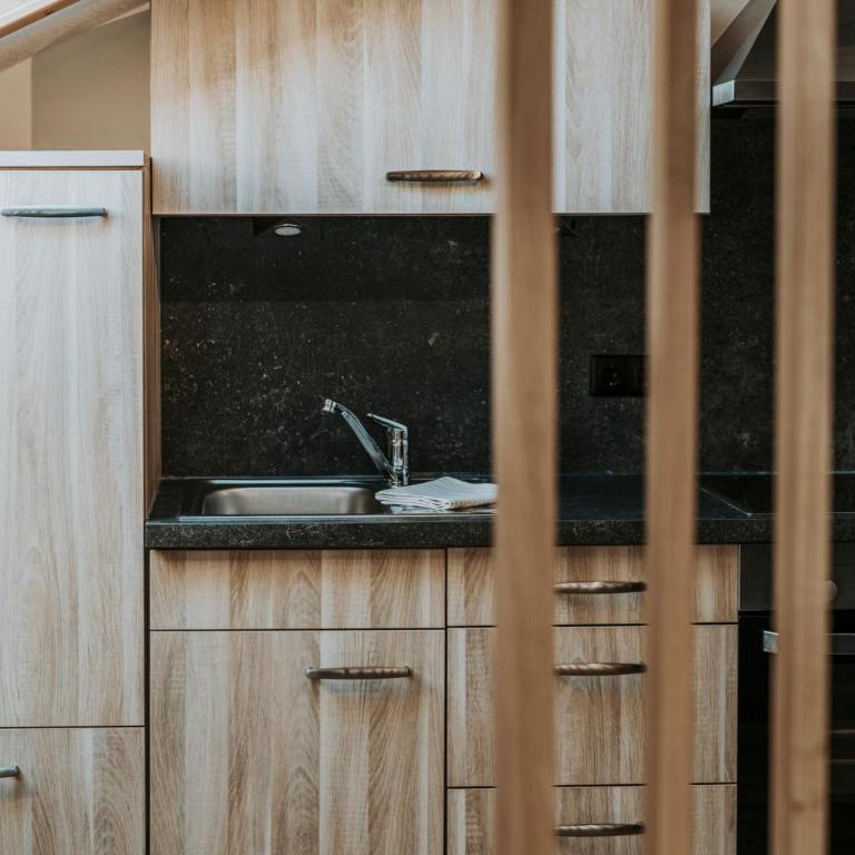 Appartement Tegelberg , Landhaus Linde, Seeg-Enzenstetten im Allgäu, mit Königscard - Apartment - 5