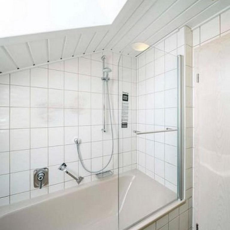 Appartement Tegelberg , Landhaus Linde, Seeg-Enzenstetten im Allgäu, mit Königscard - Apartment - 20