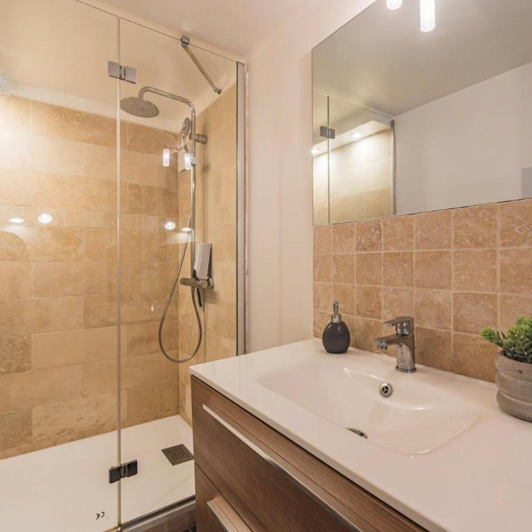 Loft urbain avec jardin privé - hyper centre - Casa con 3 Camere da Letto - 28