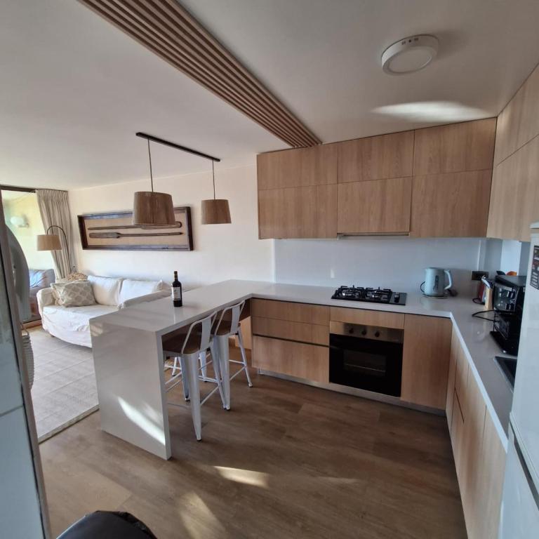 Departamento Reñaca Vista al Mar - Two-Bedroom Apartment - 12