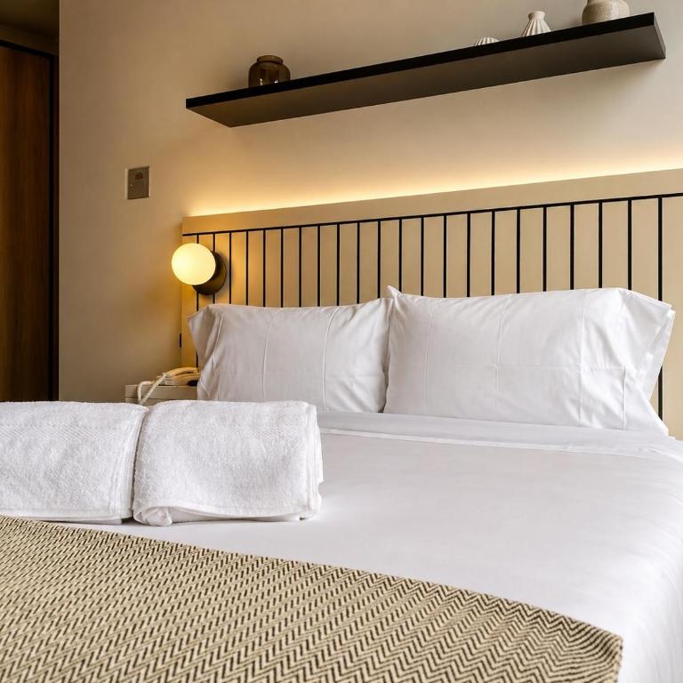 Unique mine Hotel Apartment, Pool, Gym, Parking, Co-working - Apartamento de 1 dormitorio con balcón y vistas a la montaña - 11