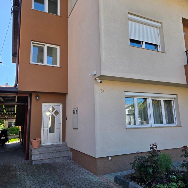 Apartman Luplja Center - Apartman - 13