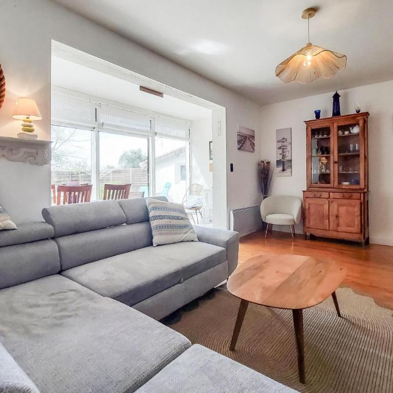 Charmante Maison Proche Plage - Three-Bedroom Townhouse - 1