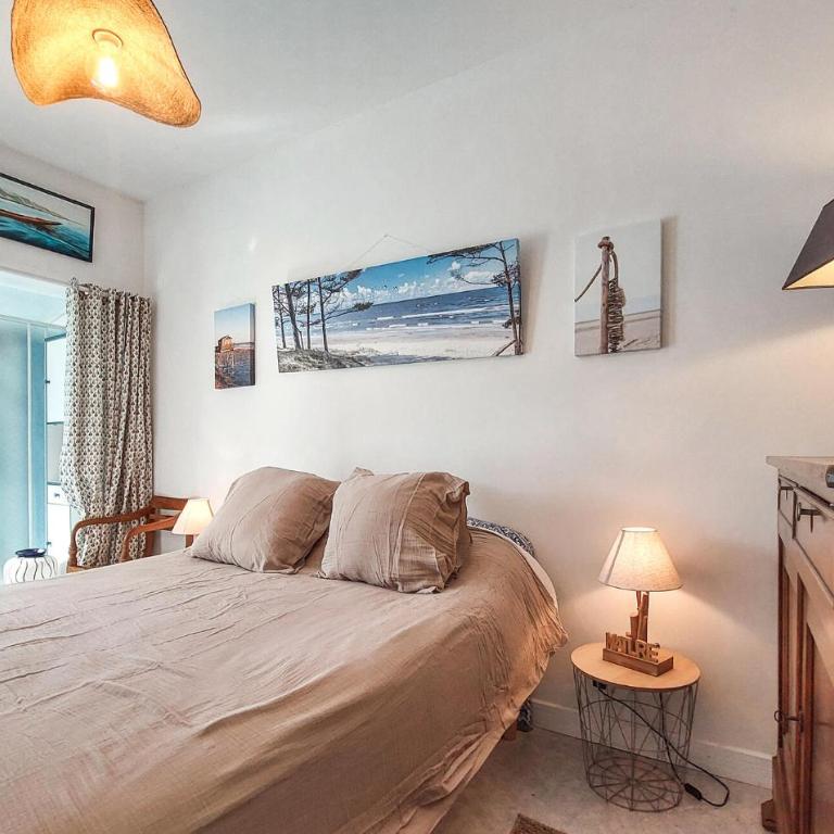 Charmante Maison Proche Plage - Three-Bedroom Townhouse - 12