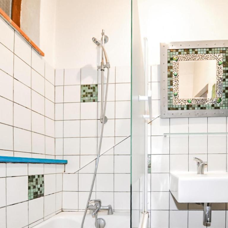 Paisible Villa Piscine - Maison 4 Chambres - 15