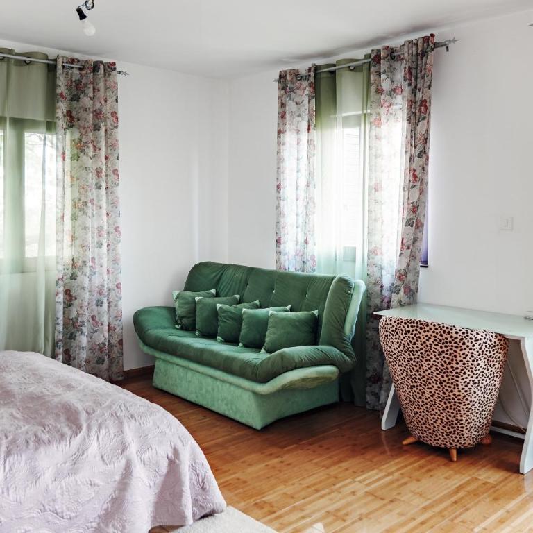 Paradise Garden Villa - Three-Bedroom Apartment - 22