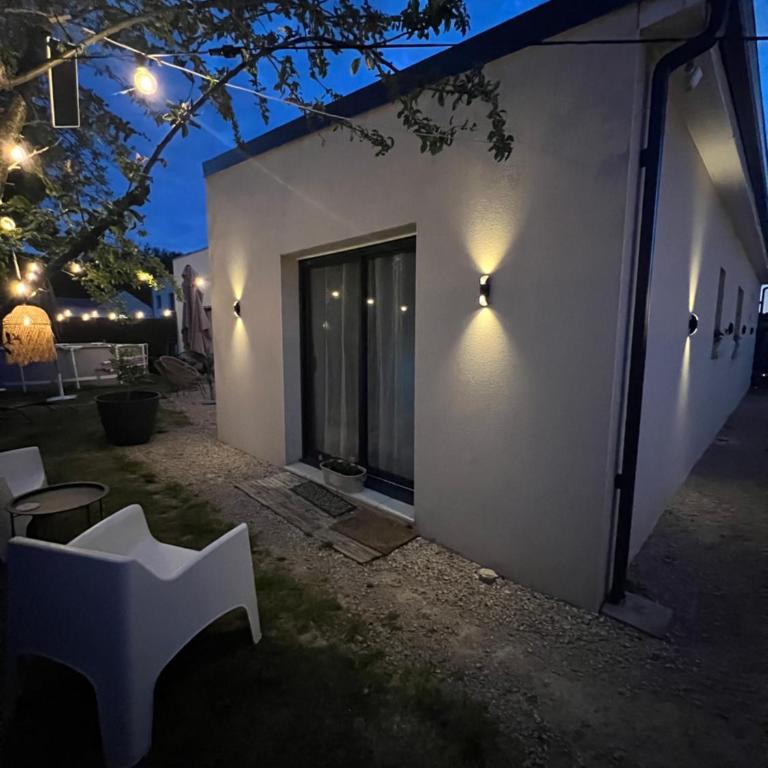 Quiniere - 25 m2 indépendant avec piscine - Wifi - Camera Matrimoniale - 10