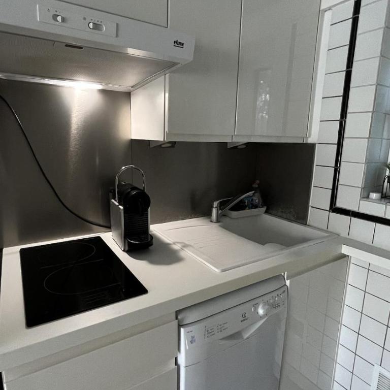 Un coin de paradis au pied de la Grande Bleue - Apartment mit 1 Schlafzimmer - 8