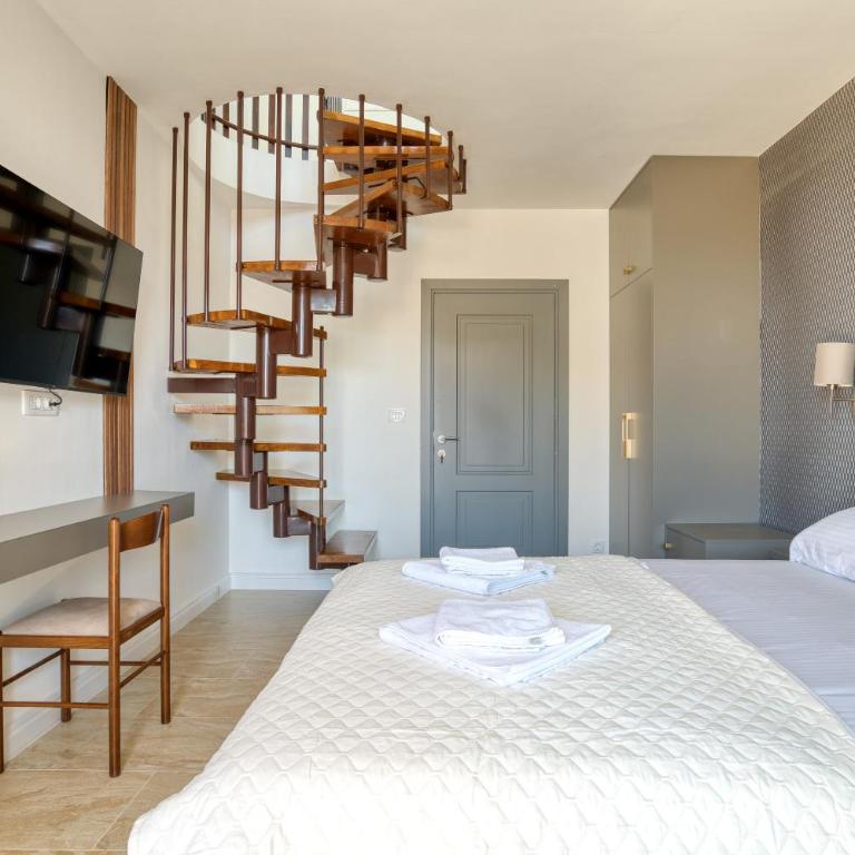 Gama residence - Family Room with Side Sea View - 7